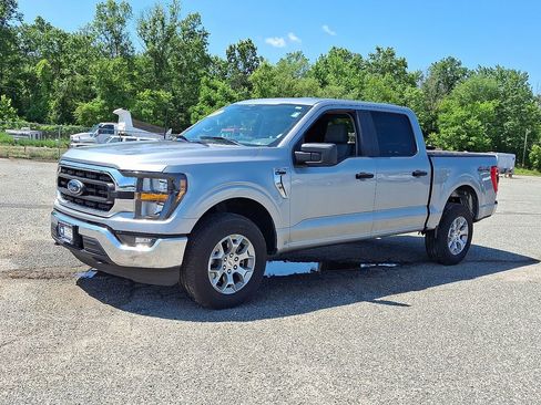 Used 2023 Ford F150 XLT AWD/4WD image 6