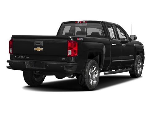 Used 2018 Chevrolet Silverado 1500 LTZ Z71 w/ LTZ Plus Package image 3