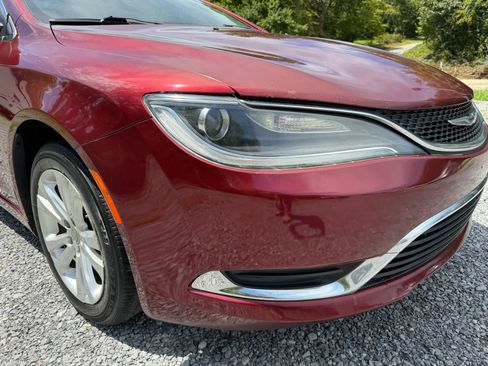 Used 2015 Chrysler 200 Limited FWD image 12