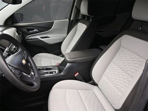 Used 2020 Chevrolet Equinox LS w/ LS Convenience Package image 19
