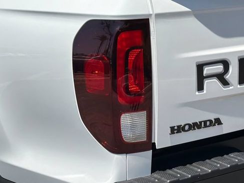 Used 2025 Honda Ridgeline Black Edition image 34