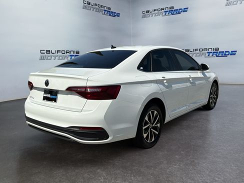 Used 2024 Volkswagen Jetta S FWD image 5