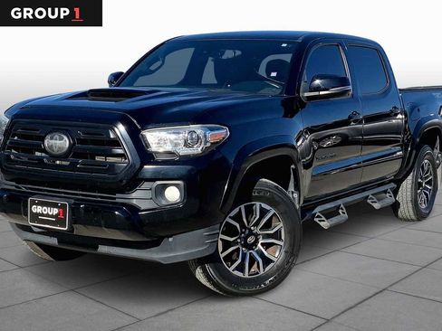 Used 2020 Toyota Tacoma TRD Sport w/ TRD Premium Sport Package image 1