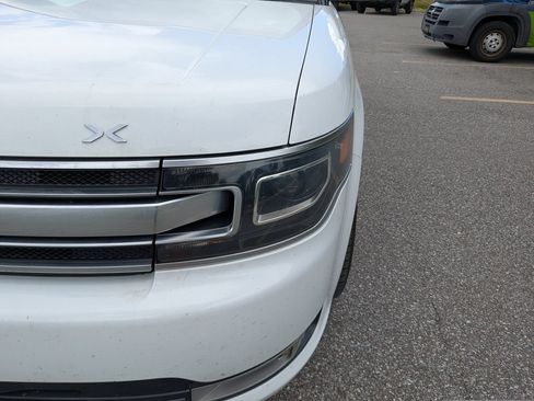 Used 2017 Ford Flex Limited AWD/4WD image 11