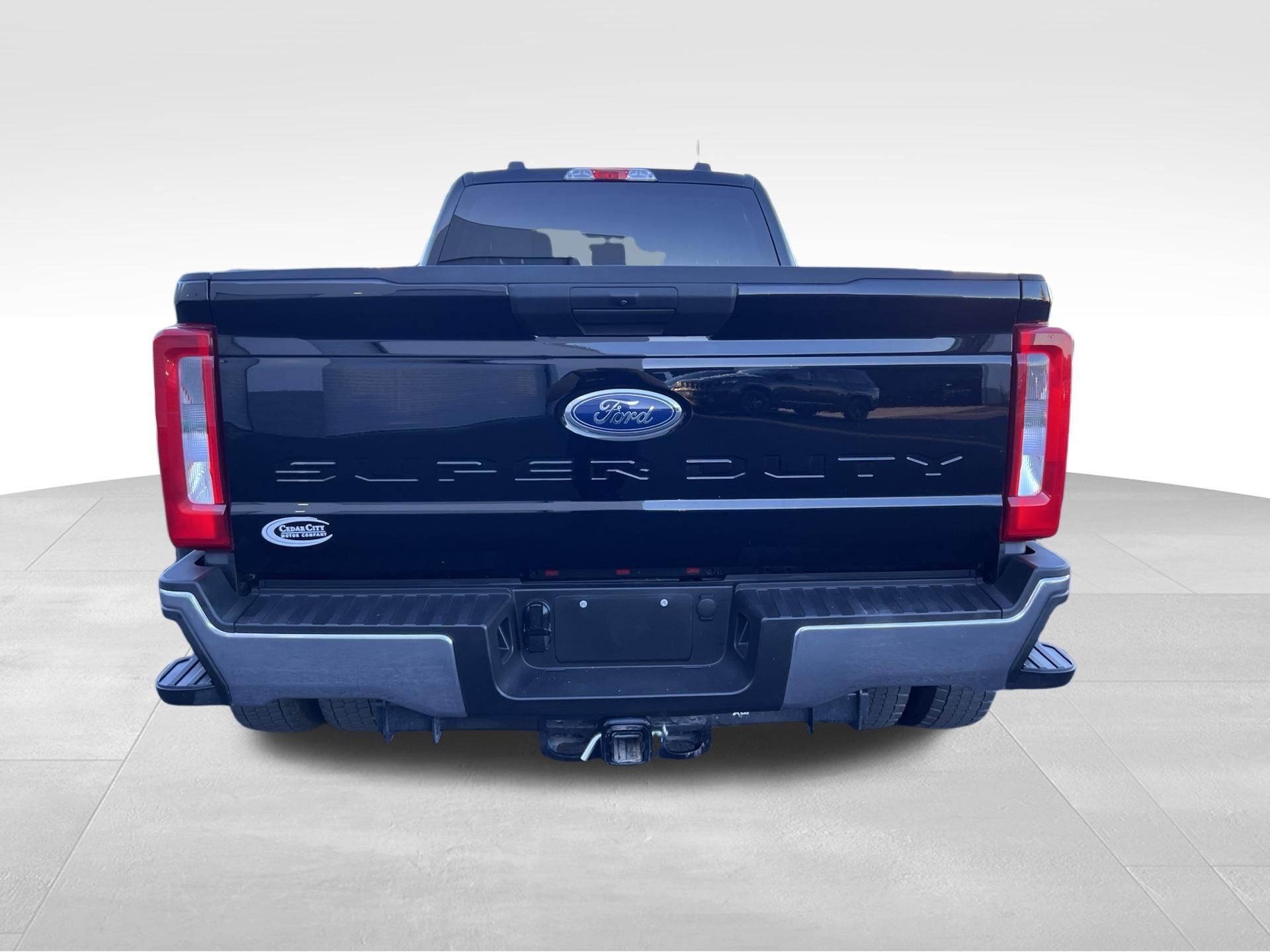 Used 2025 Ford F450 XLT AWD/4WD image 6
