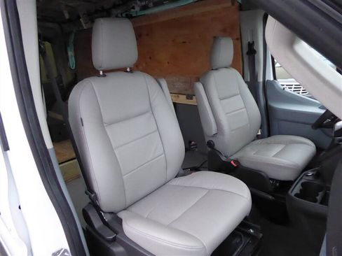 Used 2019 Ford Transit 350 XLT image 22