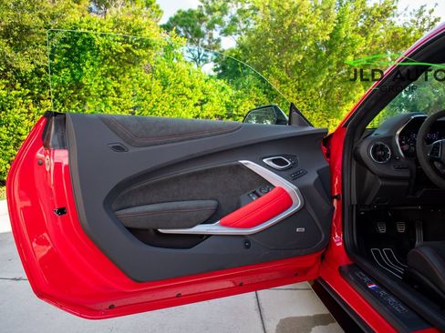 Used 2023 Chevrolet Camaro ZL1 RWD image 24