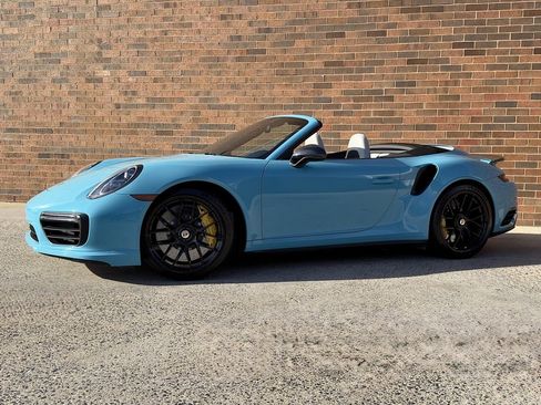 Certified 2019 Porsche 911 Turbo S image 1