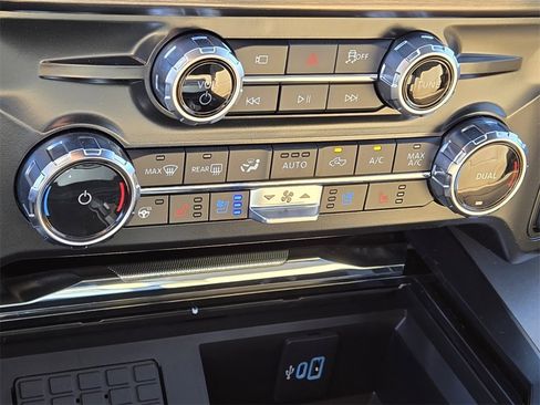 New 2026 Ford F250 Lariat w/ Lariat Ultimate Package image 15