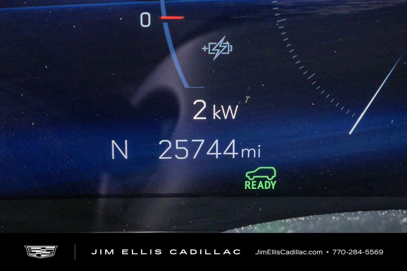 Used 2024 Cadillac Lyriq Luxury AWD/4WD image 11