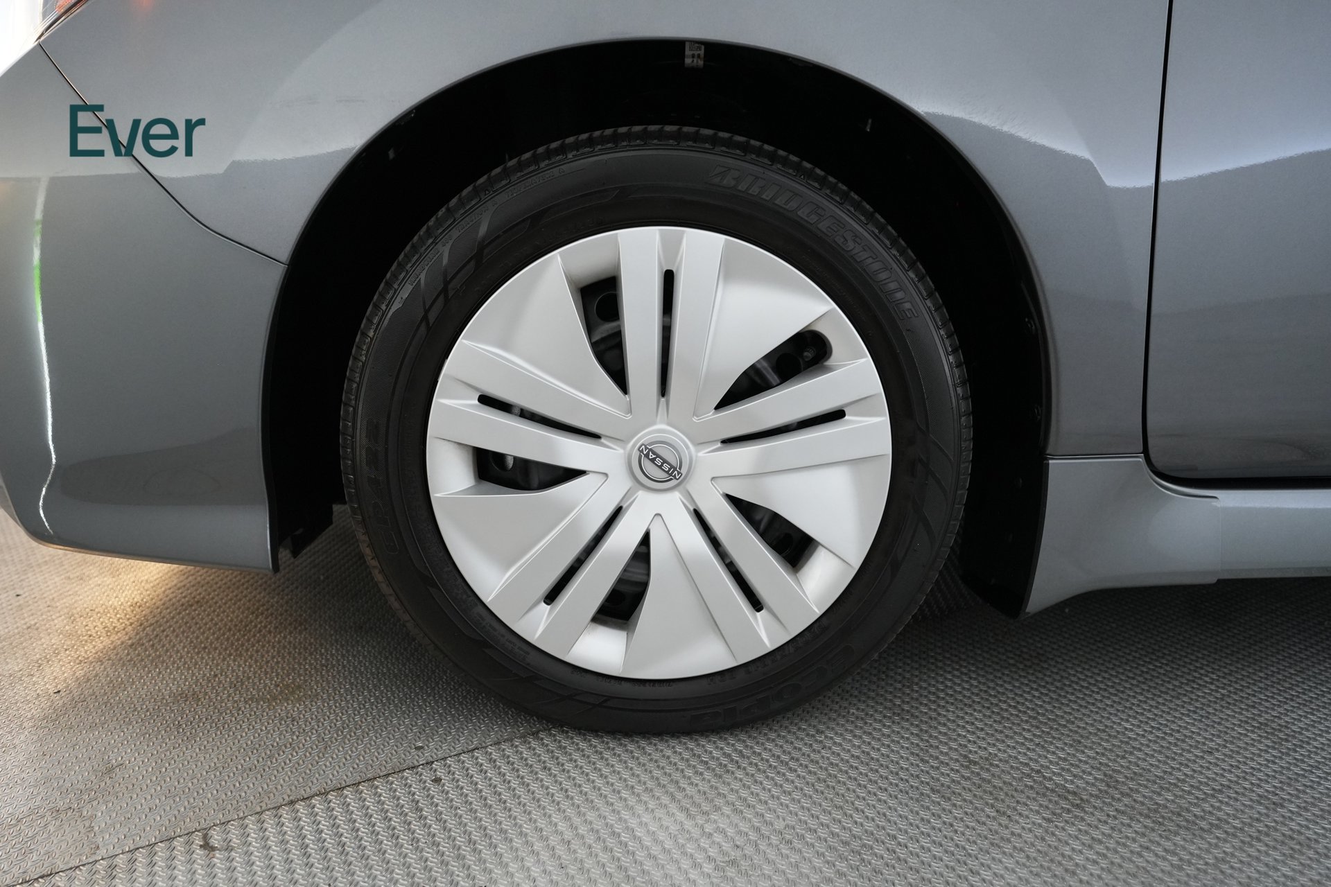 Used 2025 Nissan Leaf S FWD image 19