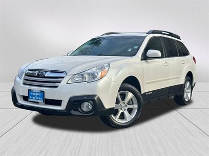 Used 2014 Subaru Outback 3.6R Limited w/ Moonroof Package