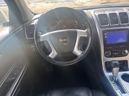 Used 2010 GMC Acadia SLT image 15