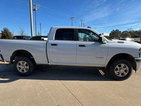 Used 2025 RAM 2500 Big Horn image 7