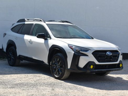 Used 2023 Subaru Outback Onyx Edition AWD/4WD image 1
