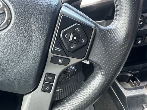 Used 2019 Toyota Tacoma SR5 RWD image 20
