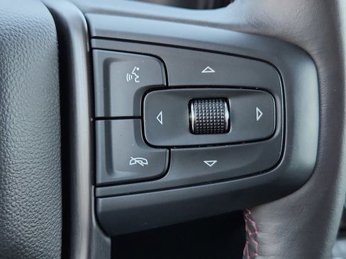 Used 2025 GMC Sierra 2500 AT4X image 17