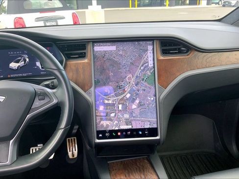 Used 2020 Tesla Model X Performance AWD/4WD image 6
