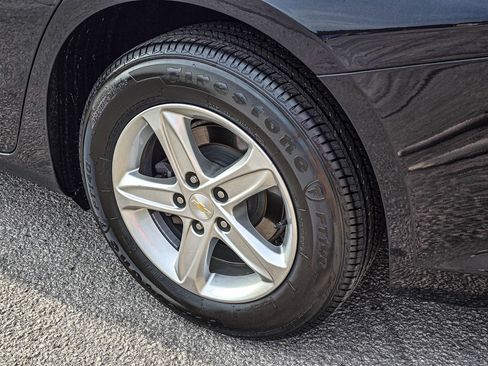 Used 2022 Chevrolet Malibu LS FWD image 9