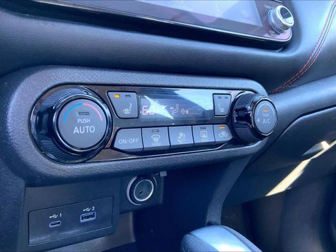 Used 2023 Nissan Kicks SR w/ SR Premium Package image 35