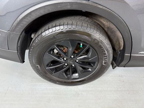 Used 2016 Toyota RAV4 XLE image 10