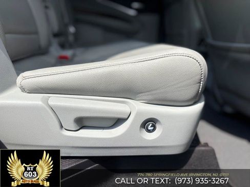 Used 2020 Acura MDX SH-AWD w/ Technology Package image 18