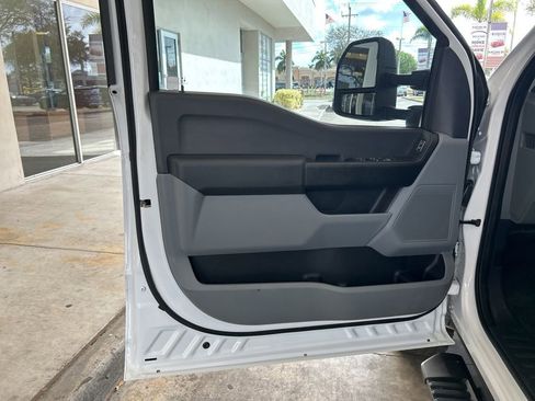 Used 2024 Ford F350 XL w/ FX4 Off-Road Package AWD/4WD image 38