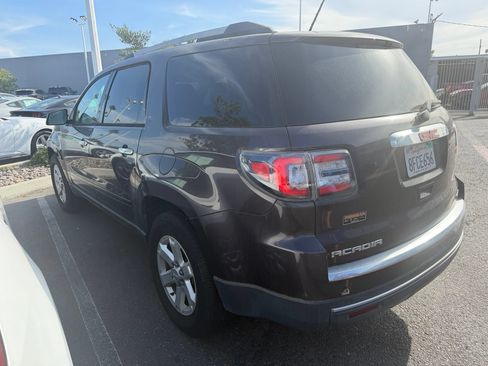 Used 2015 GMC Acadia SLE AWD/4WD image 3