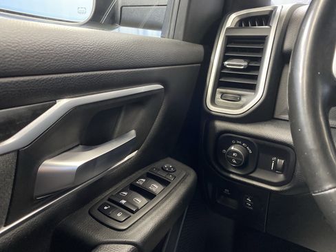 Used 2022 RAM 1500 Big Horn w/ Night Edition image 23