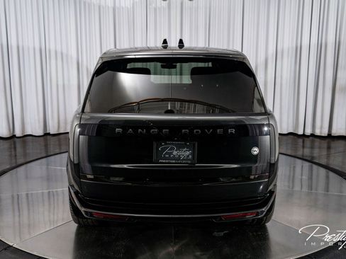 Used 2024 Land Rover Range Rover SV image 16