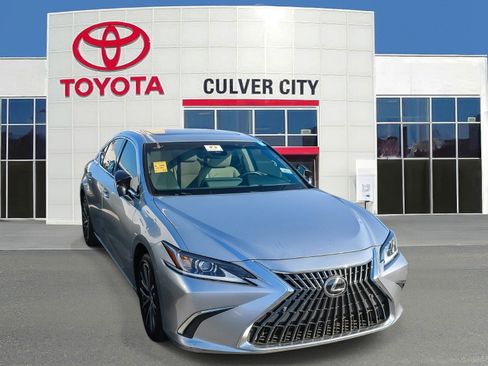Used 2024 Lexus ES 350 w/ Premium Package FWD image 1