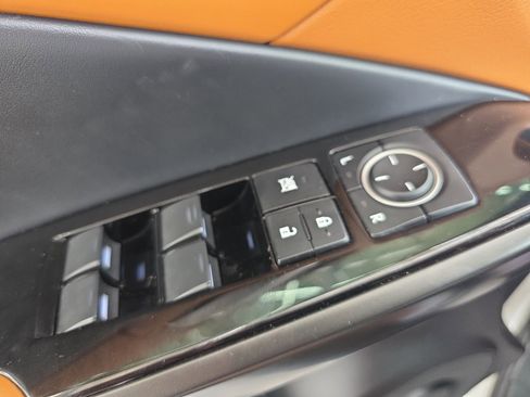 Used 2021 Lexus IS 300 w/ Comfort Package image 26