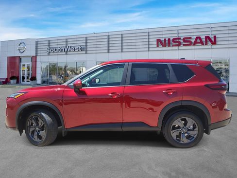 New 2026 Nissan Rogue SV FWD image 8