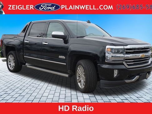 Used 2017 Chevrolet Silverado 1500 High Country w/ High Desert Package AWD/4WD image 7