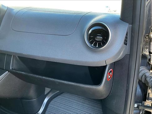 Used 2020 Mercedes-Benz Sprinter 2500 image 18