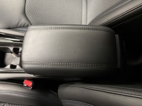 New 2026 Jeep Compass Latitude AWD/4WD image 18
