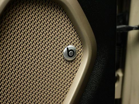 Used 2016 Jeep Renegade 75th Anniversary image 19