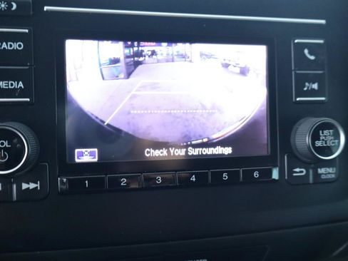 Used 2019 Honda Ridgeline Sport image 23