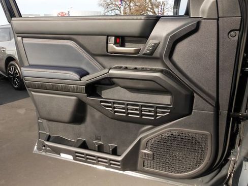 New 2025 Toyota 4Runner 4WD image 25