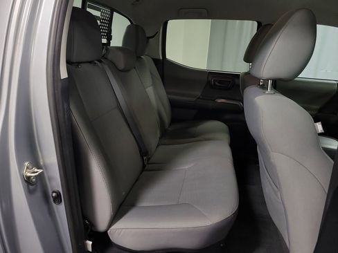 Used 2016 Toyota Tacoma SR5 image 23