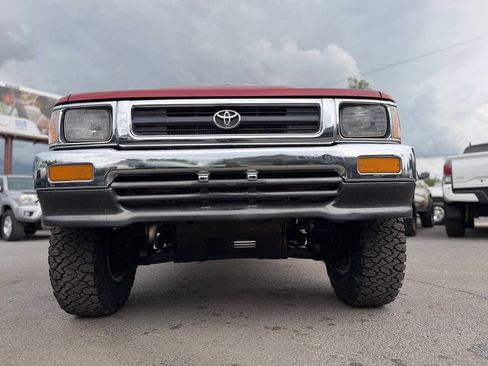 Used 1993 Toyota Pickup Deluxe AWD/4WD image 70
