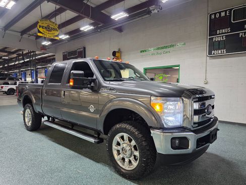 Used 2016 Ford F350 Lariat w/ Lariat Ultimate Package image 4