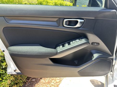 Used 2025 Honda Civic Sport image 14