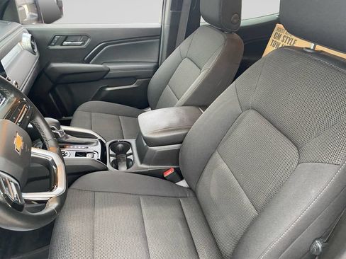 Used 2024 Chevrolet Colorado LT w/ LT Convenience Package II AWD/4WD image 20