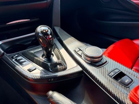 Used 2015 BMW M4 Convertible RWD image 39