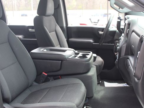 Used 2020 Chevrolet Silverado 2500 Custom w/ Custom Value Package image 31