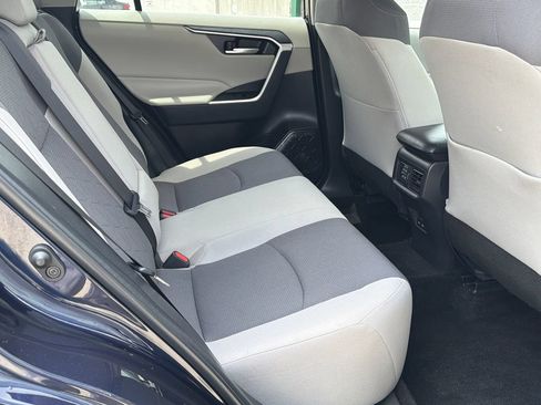 Used 2025 Toyota RAV4 XLE w/ Convenience Package AWD/4WD image 15