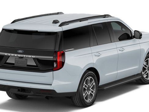 New 2026 Ford Expedition Active RWD image 29