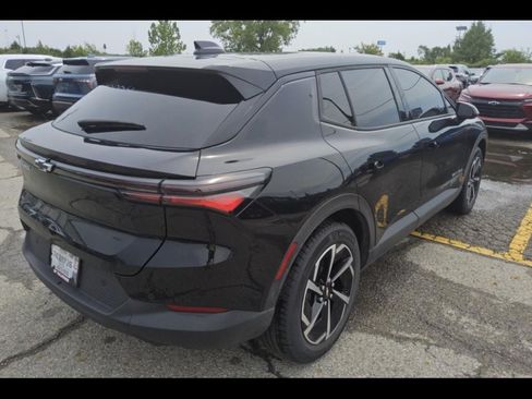 Used 2025 Chevrolet Equinox EV LT FWD image 5