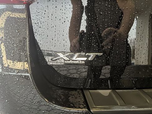 Used 2023 Ford Explorer XLT w/ Equipment Group 202A image 7